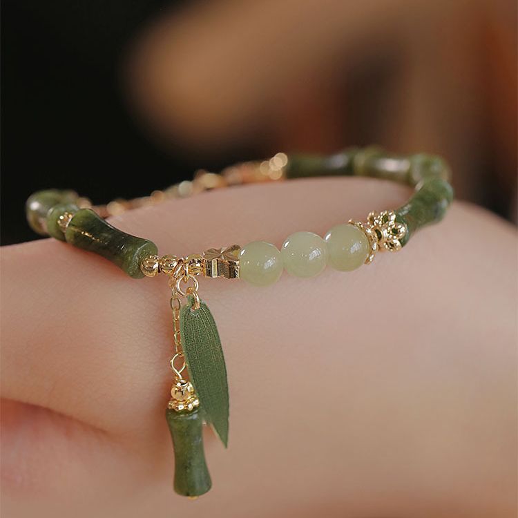 Vintage Gold and Jade Bracelet